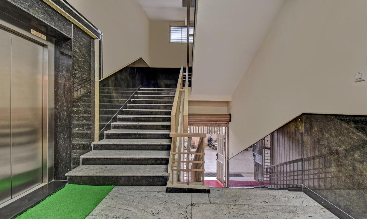 Treebo Trend Apple Tree Apartment & Suites บังกาลอร์ ภายนอก รูปภาพ